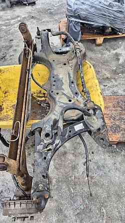 Передній підрамник джили емгранд Київ