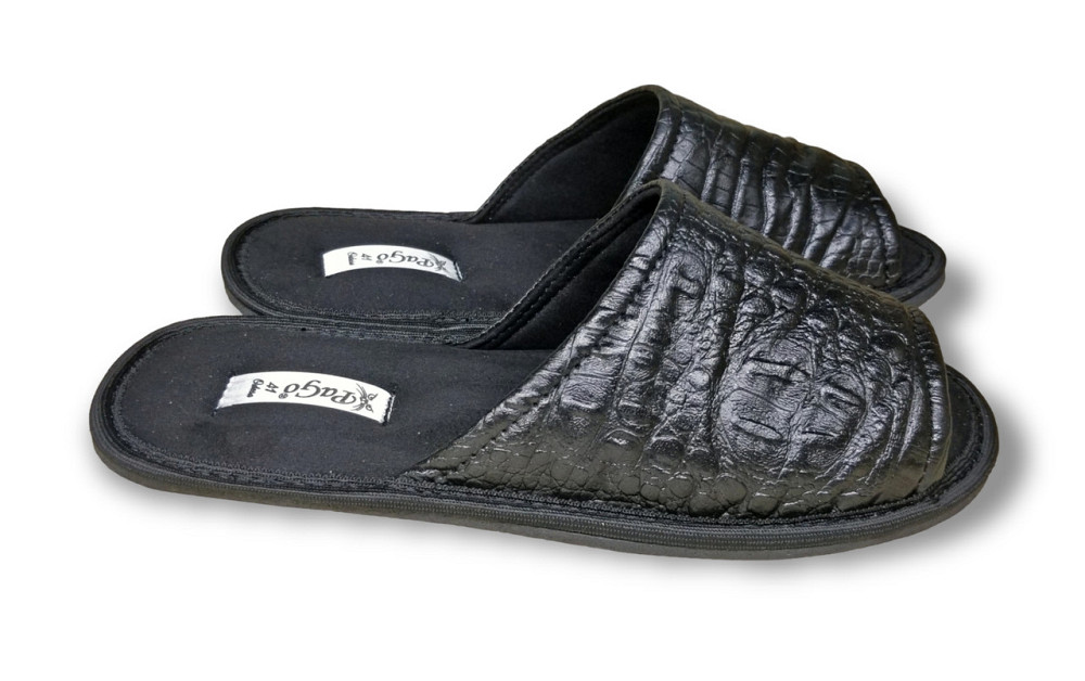 Мужские тапочки с открытым носком 