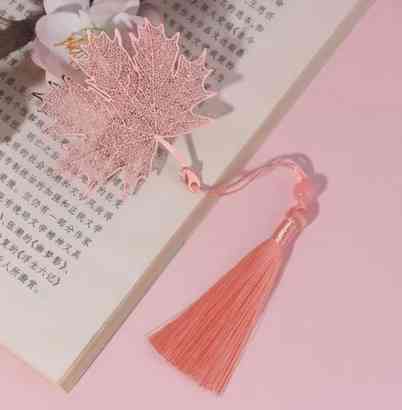 Закладка для чтения книги Кленовый лист Киев