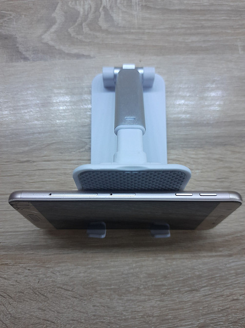 Б/У Смартфон SAMSUNG SM-G570F Galaxy J5 Prime Gold Днепр - изображение 5