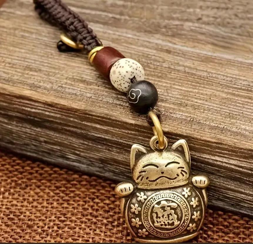 Брелок "Lucky Fortune Cat", брелок Манеки-неко брелок, підвіска "Щасливий кіт" 2.8 см. Київ - фото 1