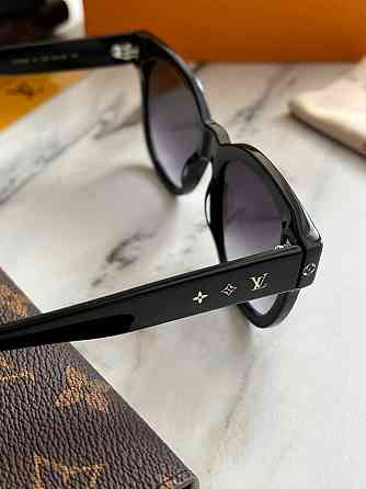 Женские солнцезащитные очки Lv (1523) black LUX Киев