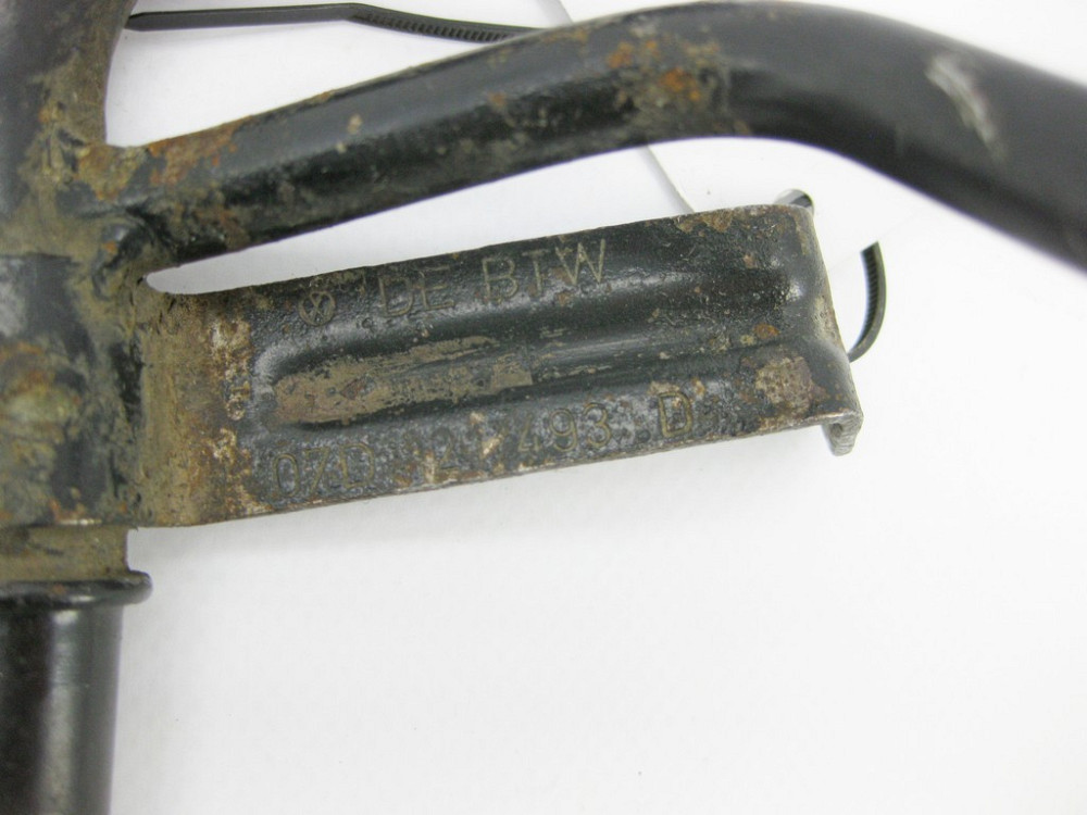 VAG  07D121493D Металевий трійник трубок ОЖ VW Passat Одесса - изображение 7