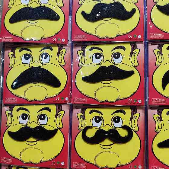 Усы чёрные миниатюрные карнавальные самоклеющиеся (набор 20 шт. в ассортименте) Киев