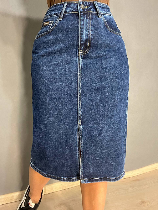 Спідниця жіноча джинсова Liana 269 великі розміри прямий крій середня довжина стрейчева розріз попер Одеса - фото 1