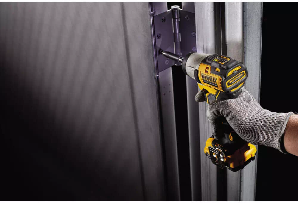 Профессиональный шуруповерт аккумуляторный ударный бесщеточный DeWALT DCF801N : без АКБ,1 ⁄ 4, 163Нм (DCF801N) Киев - изображение 4