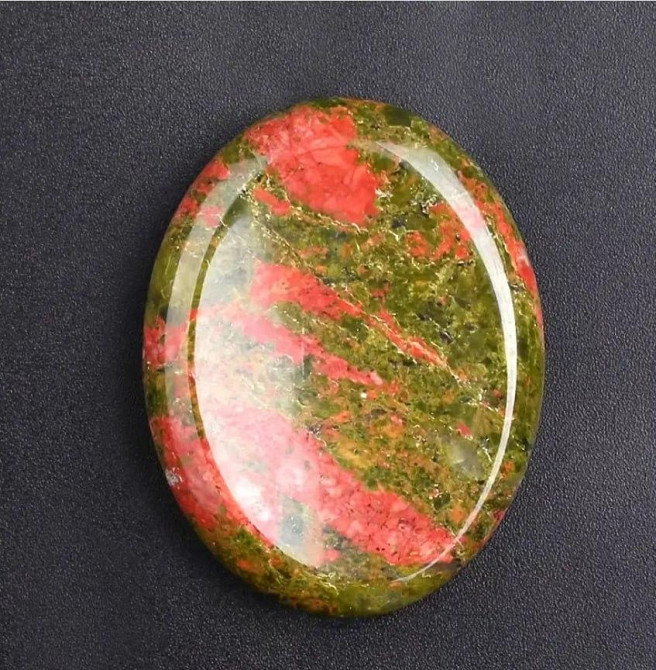 Камінь антистрес Унакіт – полірований палм-стоун 4.5×3.5 см (1 шт) Київ - фото 1