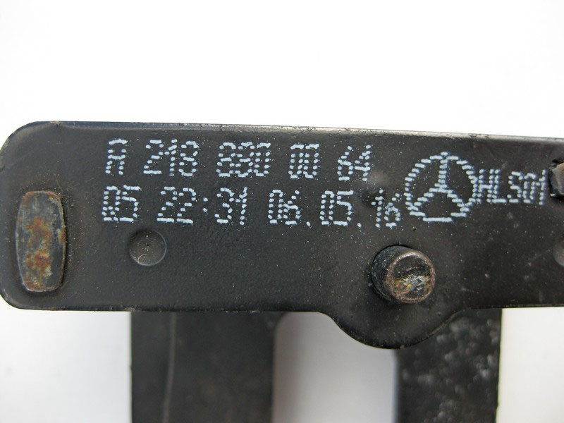 Mercedes-Benz  A2188800064 Дефектний гак капота (немає пластмасової ручки) C-Class W205 E-Class W213 C238 GLC X253 CLS C218 C257 Одесса - изображение 3