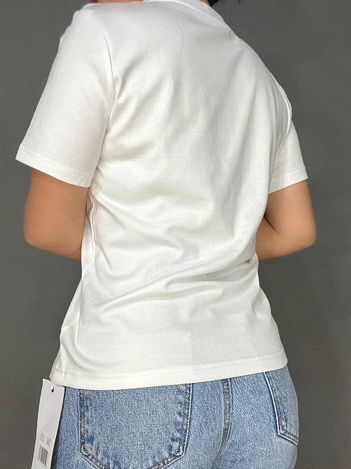 Футболка жіноча A-N 26007 базова однотонна нашивка ведмедик з сумкою середня довжина one size, білий, one size Київ - фото 12