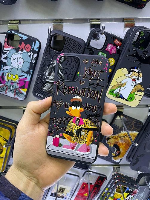 Чехол на смартфон с принтом - REVOLUTION. Черновцы - изображение 1