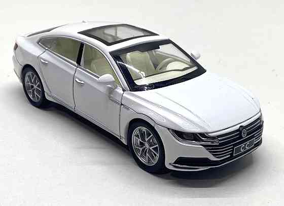 Машинка металева Volkswagen Passat SS 1:32 світло звук Біла (GT-01200) Чернігів