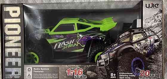 Джип на радіокеруванні. Харків