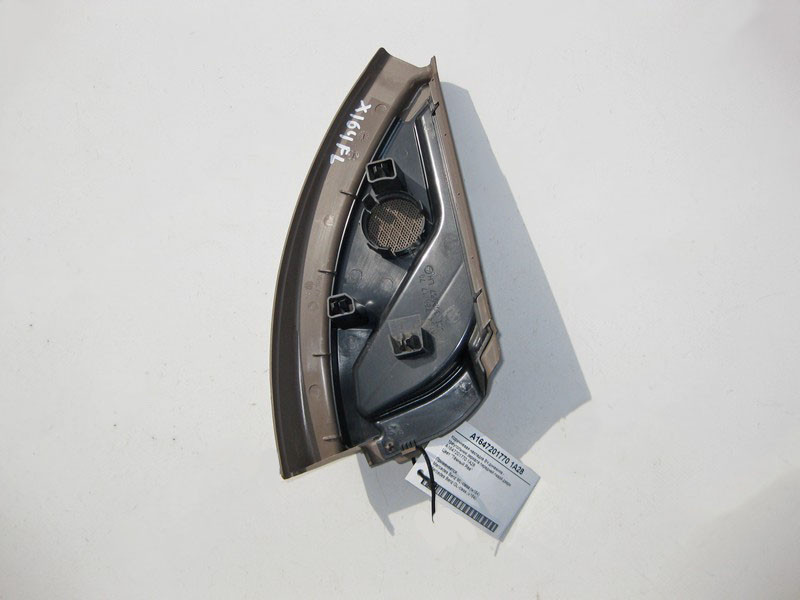 Mercedes-Benz  A1647201770 1A28 Коричнева накладка - трикутник ВЧ динаміка передніх лівих дверей ML W164 GL X164 Одеса - фото 2