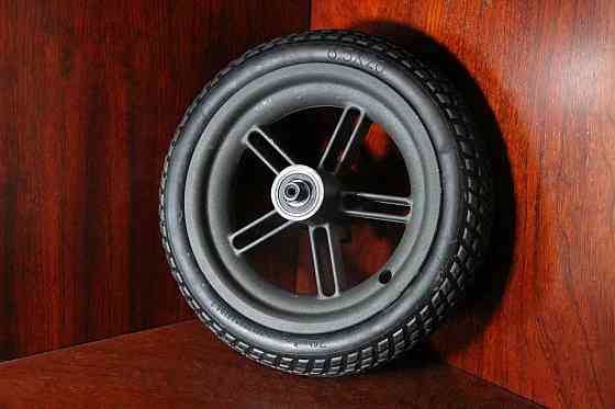 Запасное колесо, литая покрышка 8x1/2*2 Xiaomi Mijia Scooter M365 Pro Киев