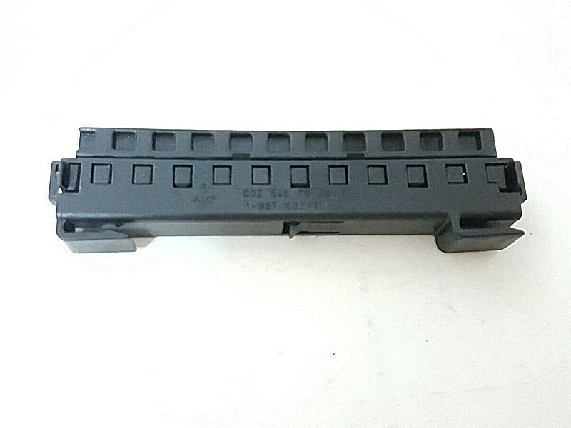 Mercedes-Benz  A0025467940 Розподільник потенціалів CAN 11x2 pin E-Class W210 W211 C-Class W202 W203 S-Class W220 ML W164 R-Class W251 Одесса - изображение 1