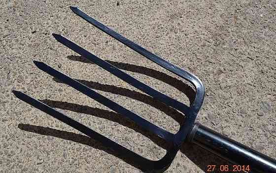 Садовые Вилы Fiskars 