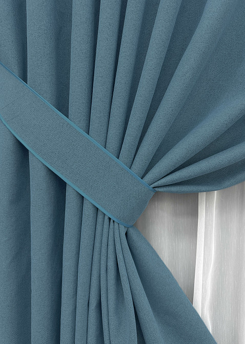 Комплект штор VR-Textil 100% блекаут ASHEN NIGHT 150х270 2шт і Тюль 600х270 1852ш-1153т синій з білим 71-093/5 Київ - фото 4