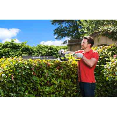 Кусторез Ryobi RHT6760RL 650Вт, 60см, шаг реза 30мм, 5.2кг (5133003647) Винница