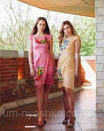 Лляне плаття з вишивкою вишиванка "Дзвіночки" для жінок розмір 48-52 Кривий Ріг