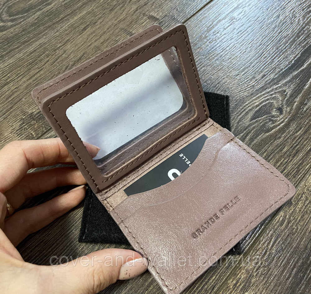 Жіноча світло-рожева обкладинка для ID-паспорта та прав із шкіри Grande Pelle Київ - фото 3