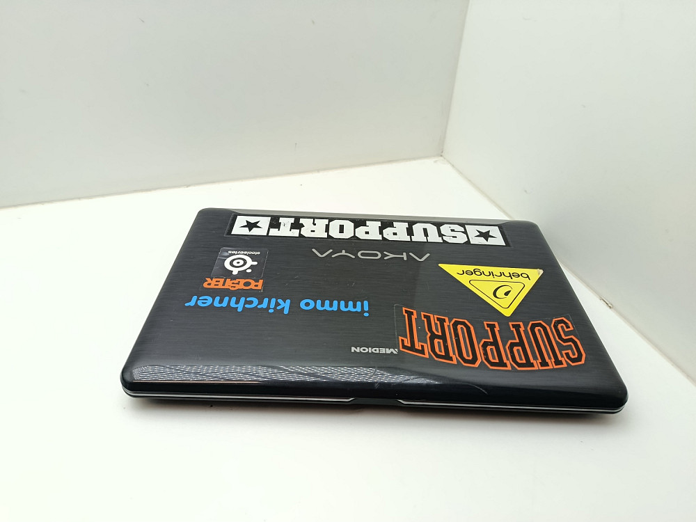 Ноутбук Medion P7624 (MD98970) i5-2450m\4+4\0\Nvidia GT630M 1gb АКБ- (товар вживаний) Луцьк - фото 3
