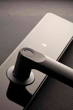 PES Ministr біометричний смарт-замок чорний Київ