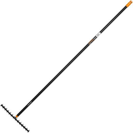 Садові граблі металеві 14 зубців Fiskars "Solid" (1016036/135715) Сталь Нововолинськ