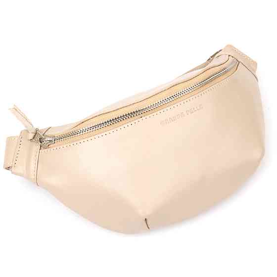 Практична шкіряна сумка на пояс GRANDE PELLE 11357 Бежевий Київ