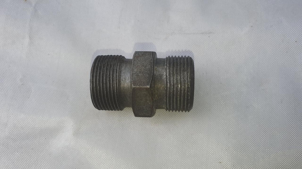 Штуцер перехідний (з'єднання) М27х1.5. Довжина — 45 мм. СССР. Харків - фото 1