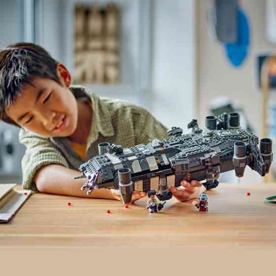 Конструктор LEGO Star Wars The Onyx Cinder Оніксовий попіл 1325 деталей (75374) Харків