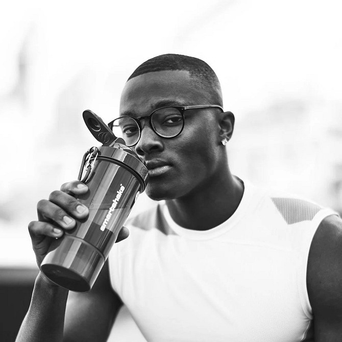 Шейкер спортивний SmartShake Original2GO One 800ml Black Кам'янське - фото 7