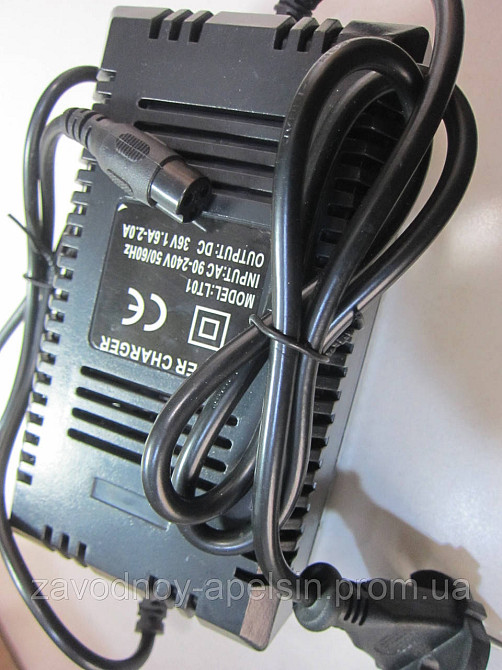 Заряджання самоката велосипеда 36V 2A штекер 12 мм (3-pin) Одеса - фото 2