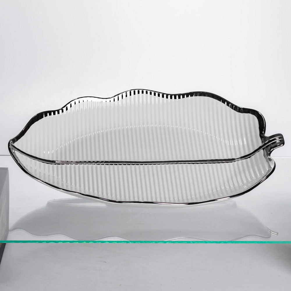 Фарфоровая менажница 