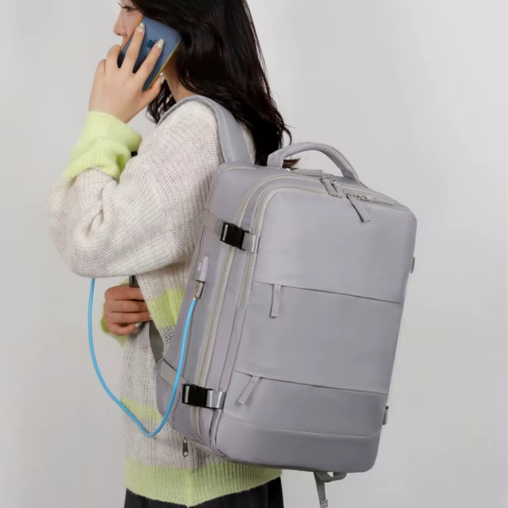 Рюкзак городской для путешествий дорожный с влагозащитой с портом для заряки 40х20х25 см,серый Каменец-Подольский - изображение 9