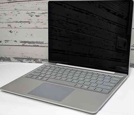 Ноутбук: Microsoft Surface Laptop Go. Київ