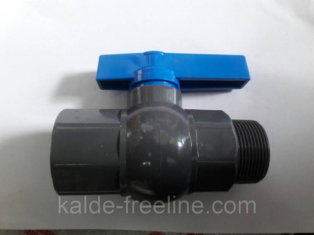 Кран пластиковый с резьбой 3/4