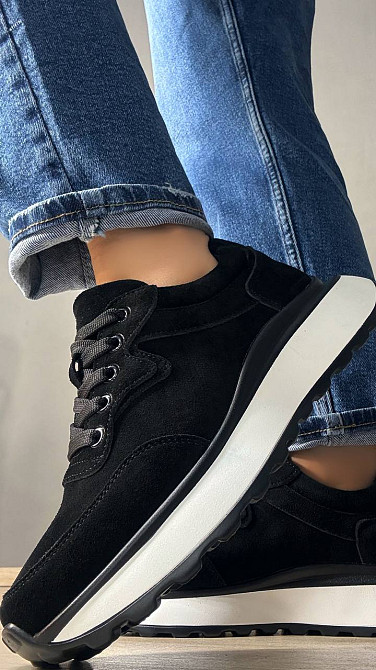 Кроссовки женские Hengji 725-7 замшевые на белой подошве черные, 41, 25,5 см Киев - изображение 13