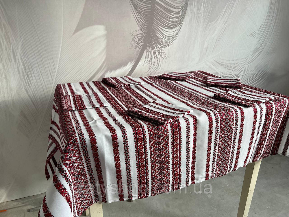 Бордовая  вышитая скатерть с салфетками Киев - изображение 3