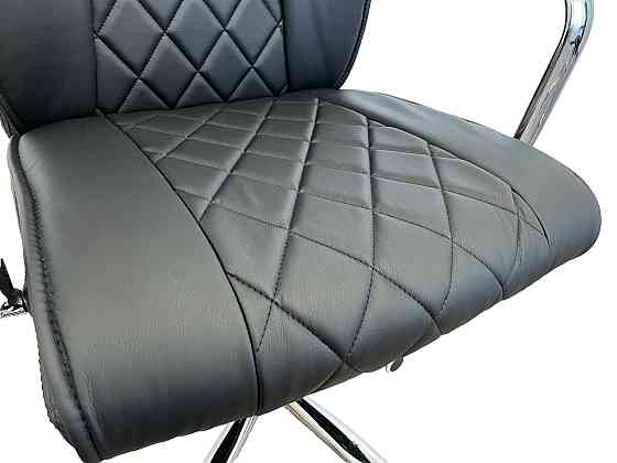 Офисное кресло руководителя Tehforward Dionis хром Anyfix Черный Киев