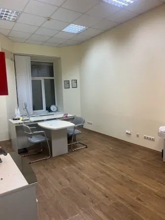 Сдам в аренду магазин\офис центр города (Челюскина) был офис страховой фирмы. хороший ремонт, 6 кабинетов. Днепр - изображение 7