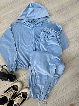 Женский стильный комфортный костюм двойка велюр спорт Premium Голубой Одесса