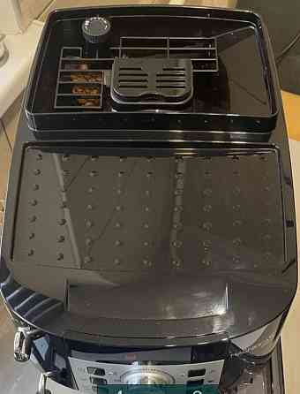 Кофемашина Delonghi Magnifica - S. Киев