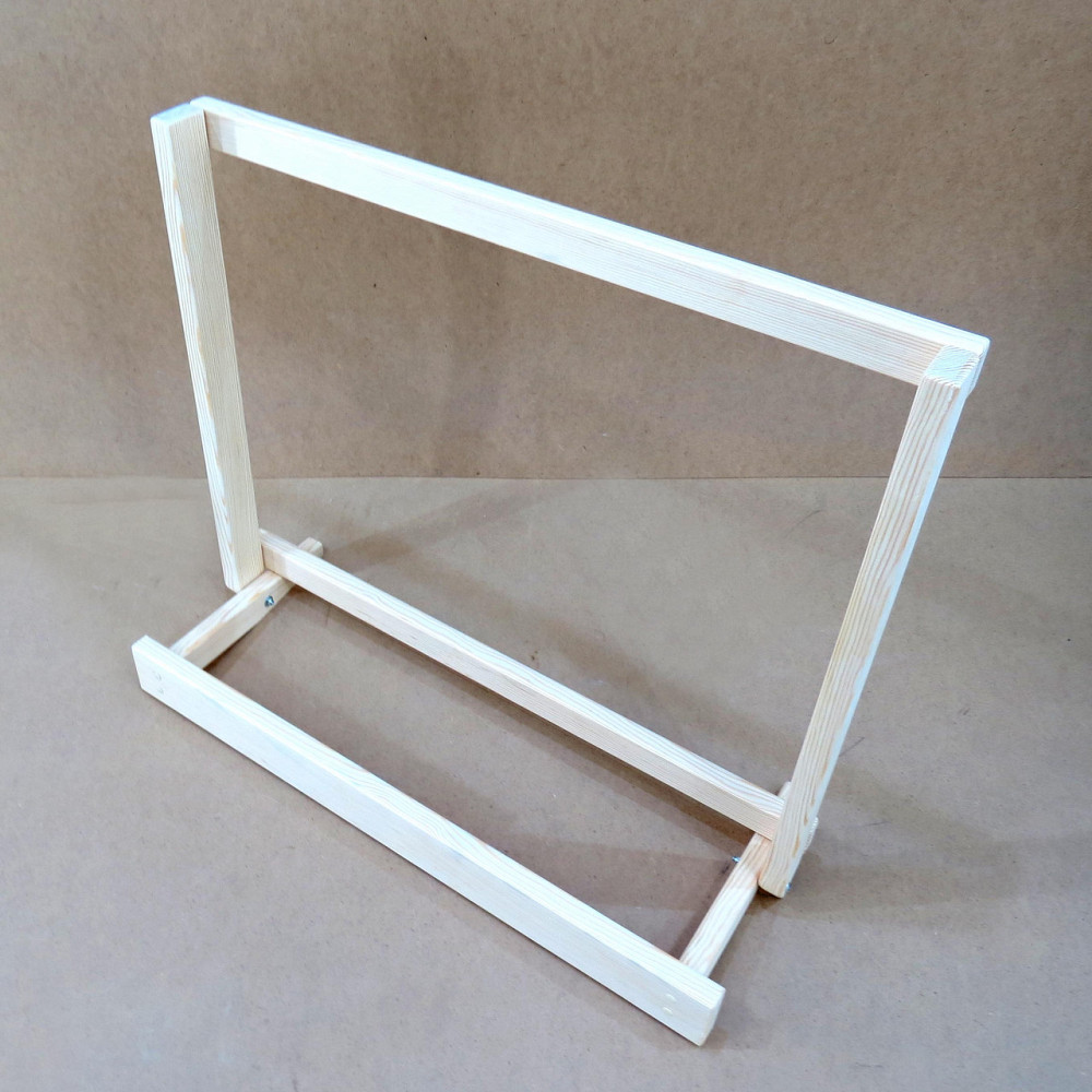 Напольная стойка для гитар 