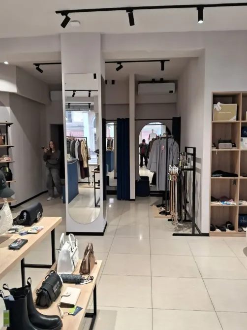 Пересічення Січових стрільців і Старокозацької. Червона лінія з окремим входом, великі вікна по периметру. Гарний автомобільний і пішохідний трафік. В Дніпро - фото 6