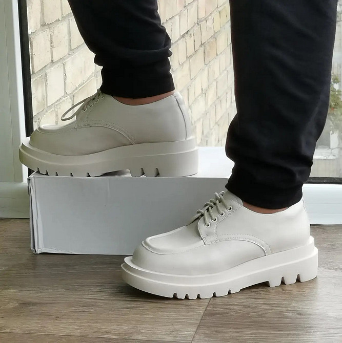 Жіночі Бежеві броги Туфлі Оксфорди Танкетка Білі Шкіряні Мокасини (розміри: 36,37,38,39,40,41) Дніпро - фото 4