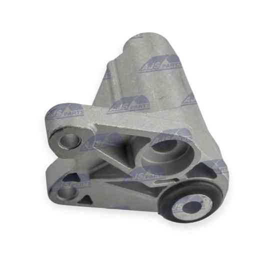 Подушка Форд Focus II-III, C-Max II 03- правая R двигателя Мукачево