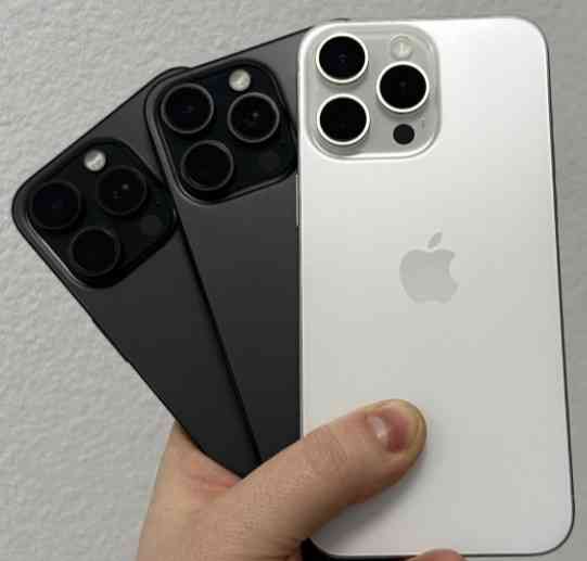 Айфон iPhone 15 Pro Max 256Gb. Киев