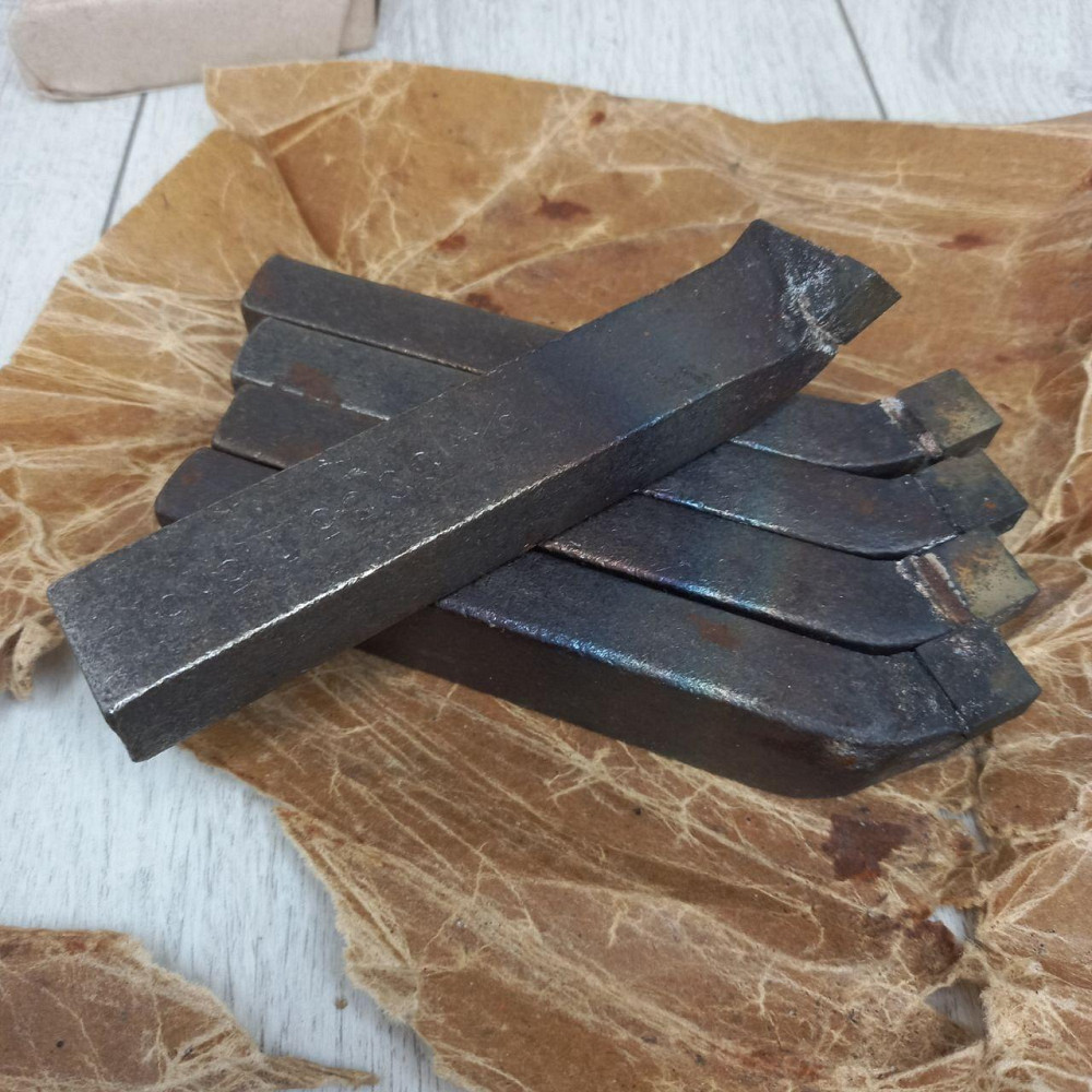 Різець прохідний відігнутий 25×16×140 ВК8 – токарний інструмент для обробки металу Харків - фото 3