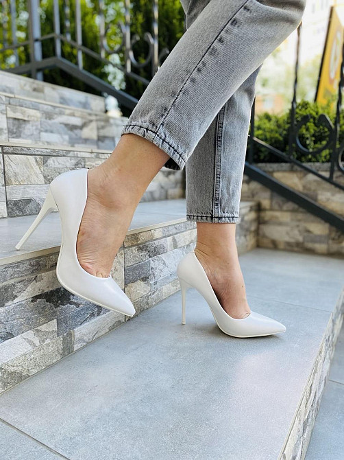Туфлі жіночі SMALL SWAN білі еко-шкіра каблук 10см 38р.-24.5см. (HS83-2) Коломыя - изображение 3