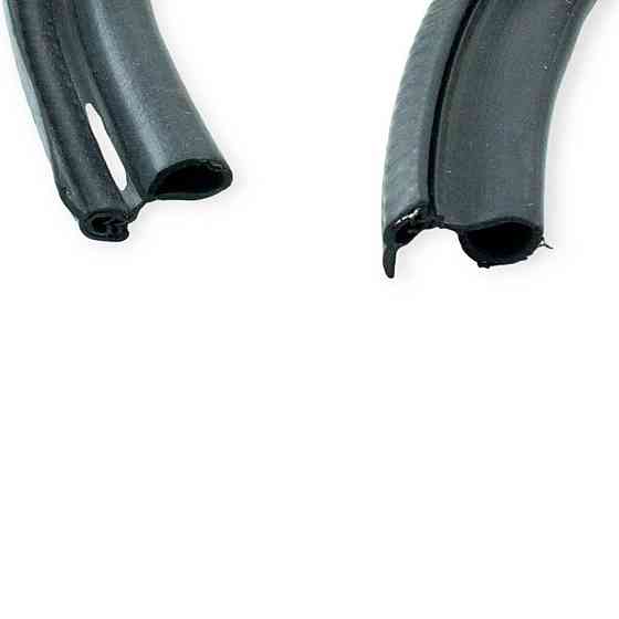 Уплотнитель двери 2110 верхний (водостоки) (1900 мм) проема Мукачево